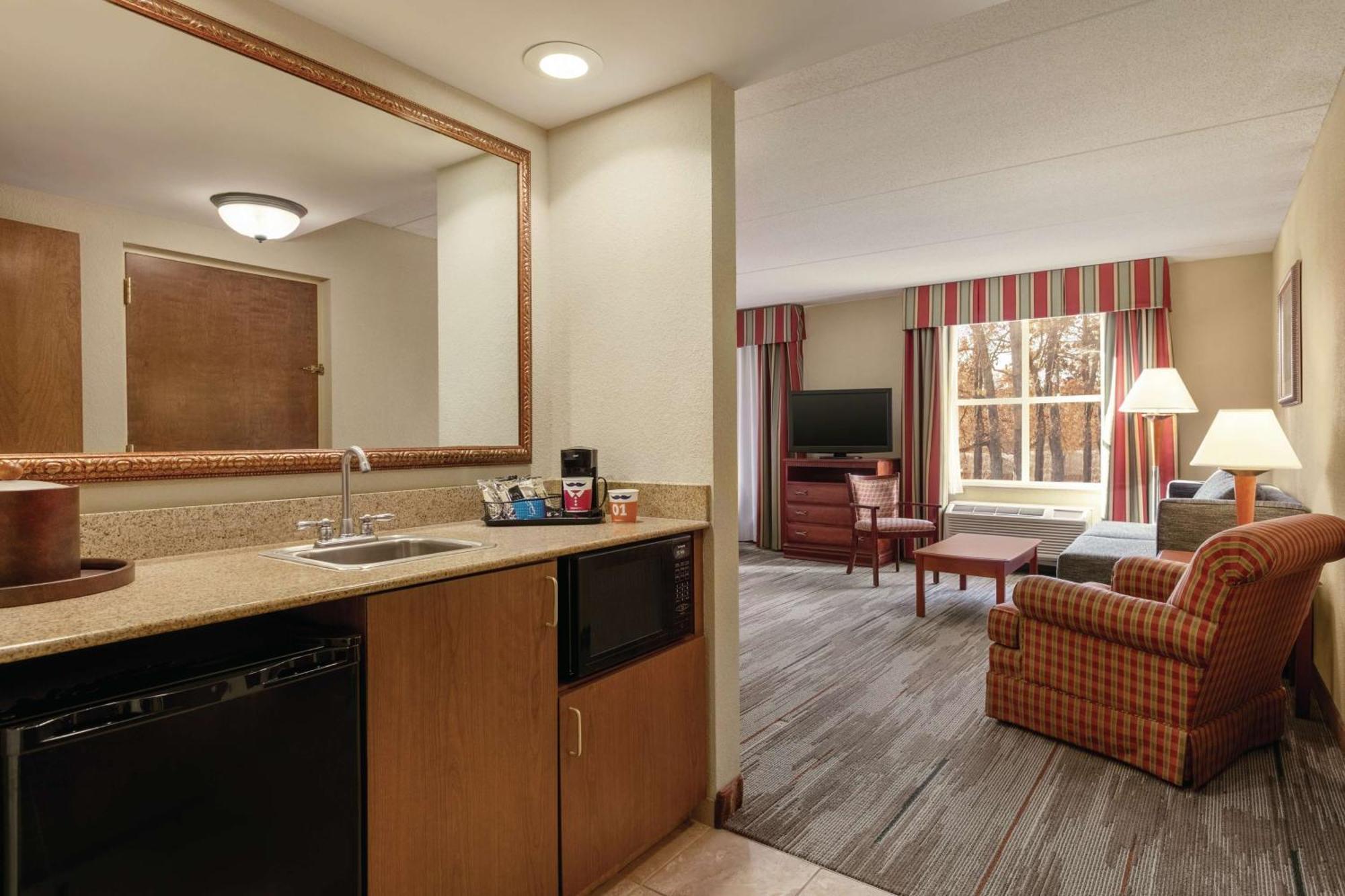 Hampton Inn & Suites Williamsburg Historic District Dış mekan fotoğraf